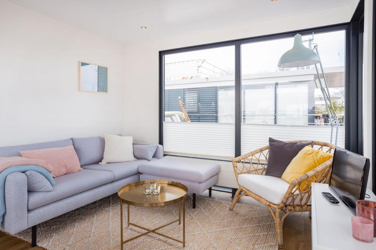 Welcome In - Houseboat Agua Dolce Met Tuin, Paviljoenwei 4, Sneek - Offingawier ภายนอก รูปภาพ
