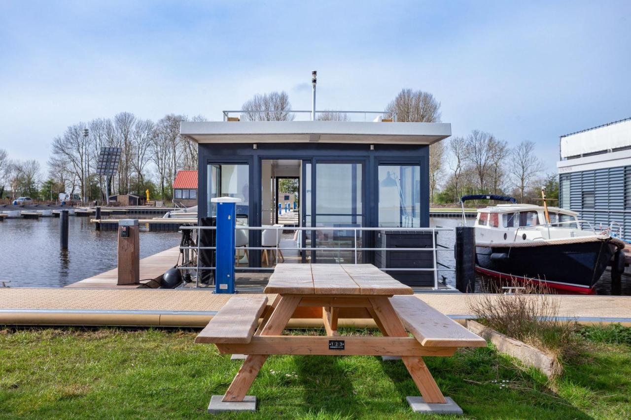 Welcome In - Houseboat Agua Dolce Met Tuin, Paviljoenwei 4, Sneek - Offingawier ภายนอก รูปภาพ